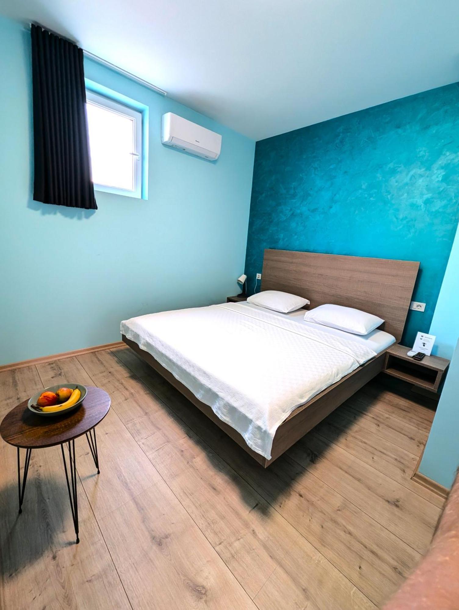 Easy Hotel Kumanovo Exterior photo