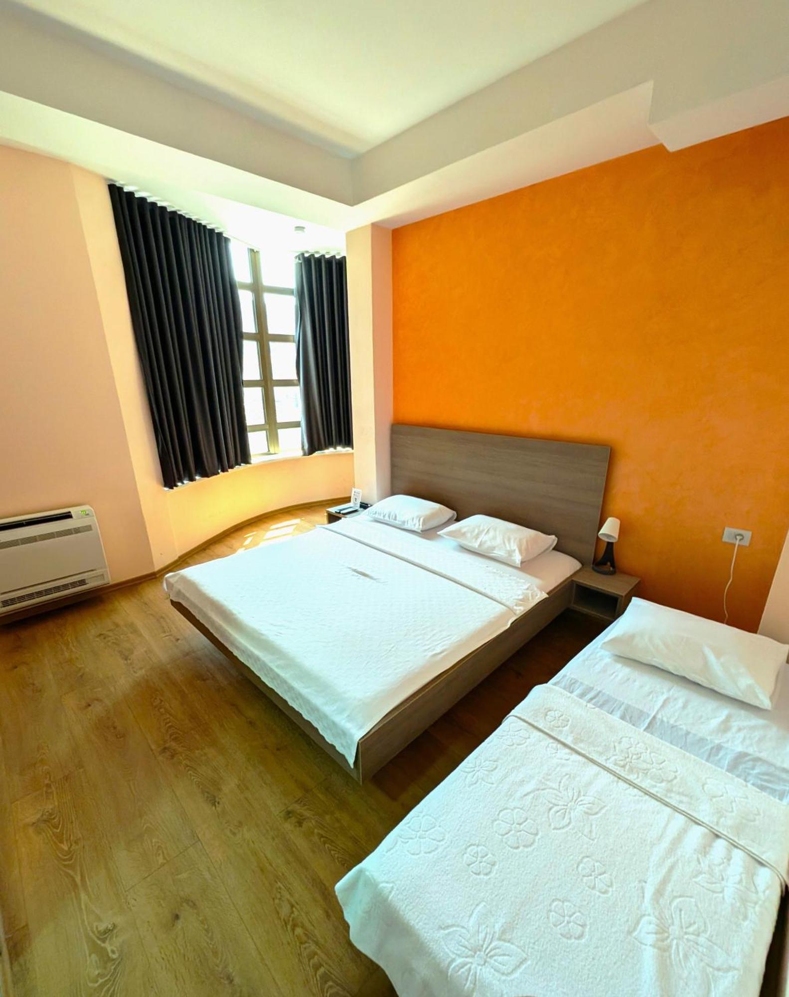 Easy Hotel Kumanovo Exterior photo
