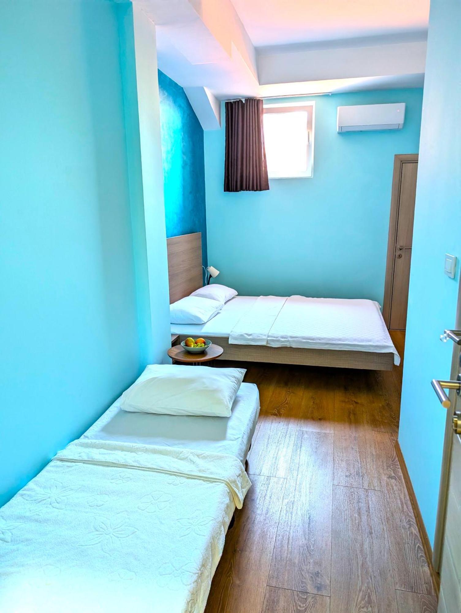 Easy Hotel Kumanovo Exterior photo